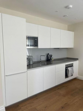 Lovelystudio in Kensington